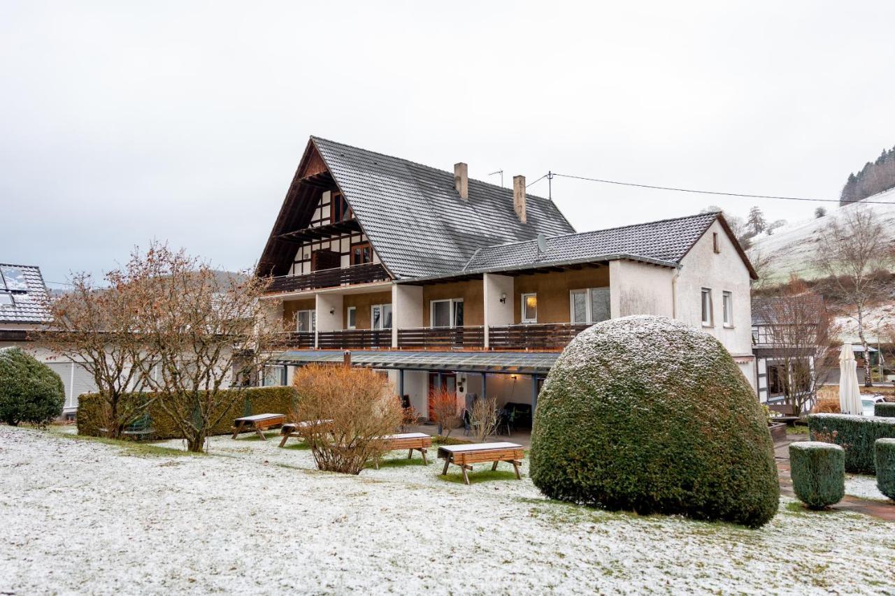 Hotel Tiefenhagen Sauerland Lennestadt Exterior foto