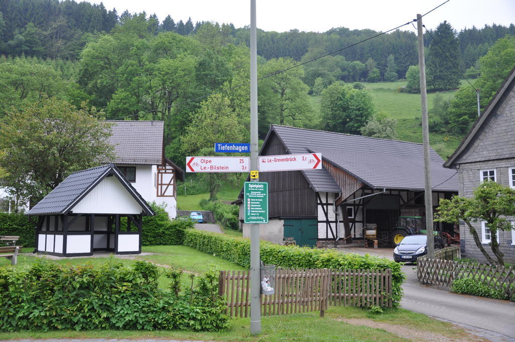 Hotel Tiefenhagen Sauerland Lennestadt Exterior foto