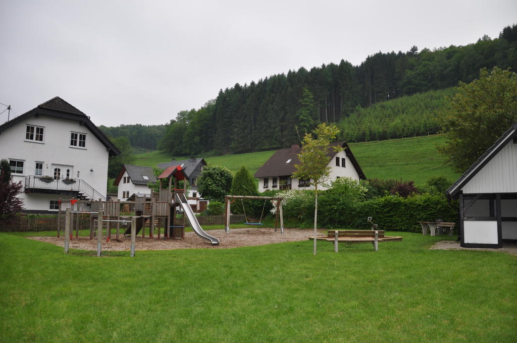 Hotel Tiefenhagen Sauerland Lennestadt Exterior foto